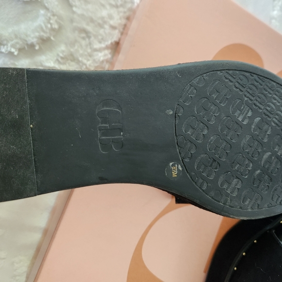 NWT Giani Bernini Black Velvet Strap Wedge Sandals. In original box. Size 8.5M - Picture 7 of 8